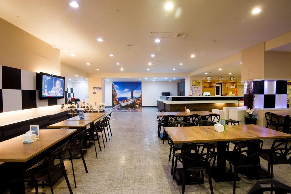 Starry Night Hotel Taipei Esterno foto