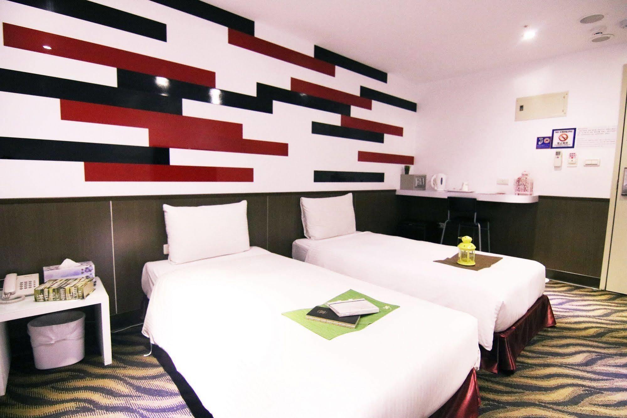 Starry Night Hotel Taipei Esterno foto